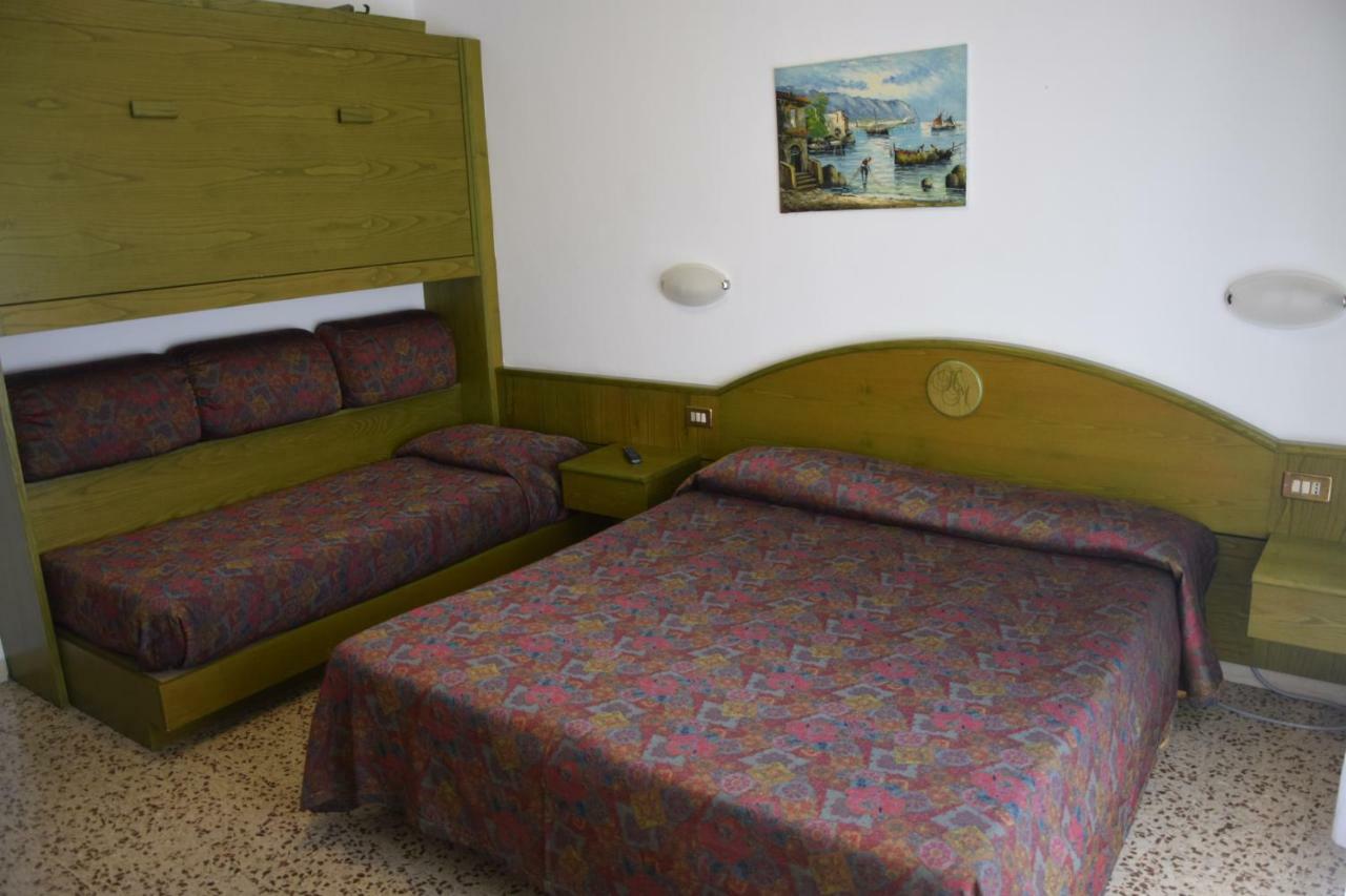 Hotel Marilu Eraclea Mare Ngoại thất bức ảnh